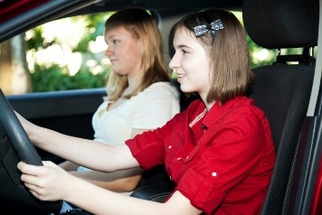 teenage girl driving